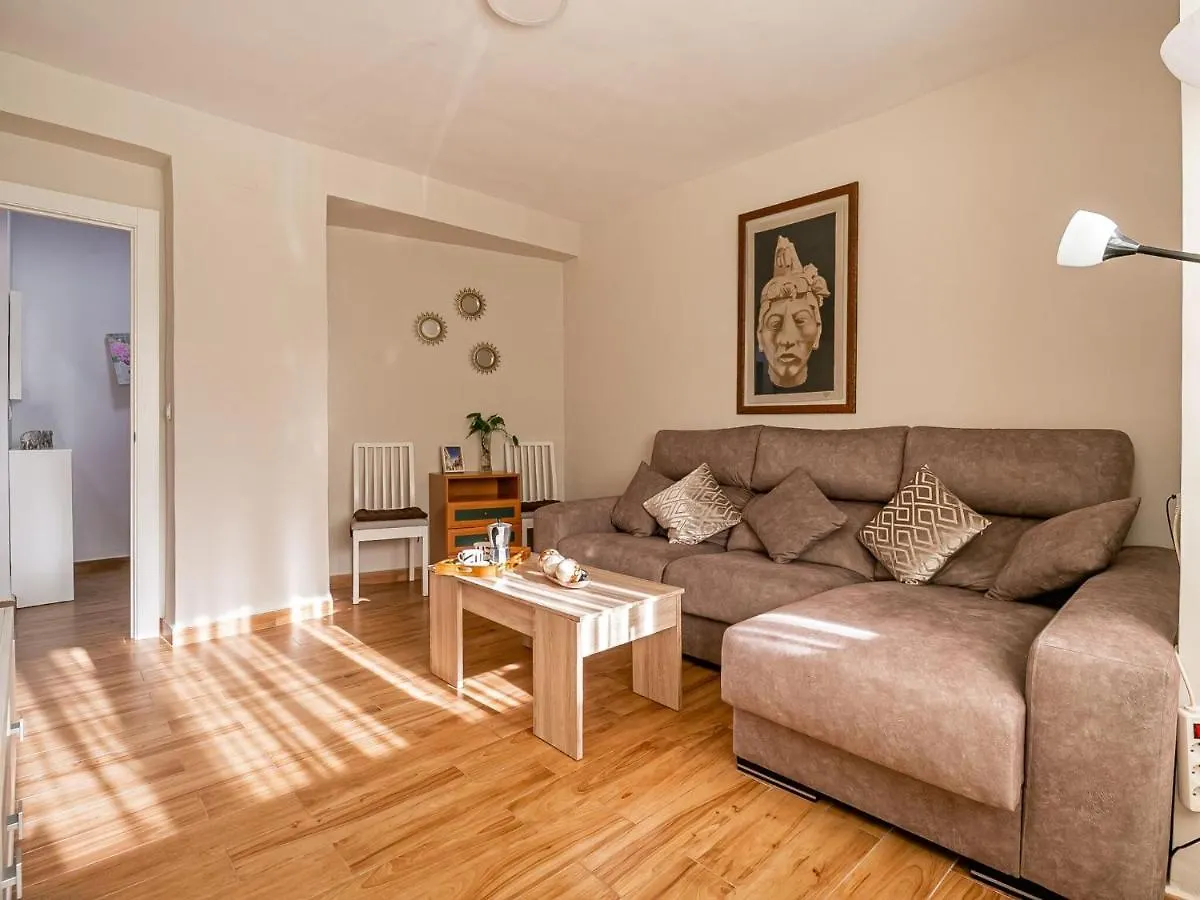 Comfortable Holiday Home In Malaga Near Seabeach